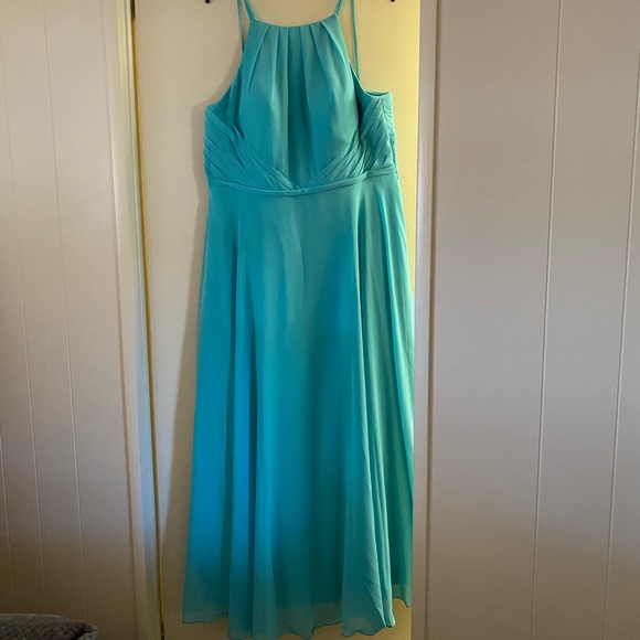 Azazie Dresses & Skirts - Azazie Long formal chiffon dress, plus size